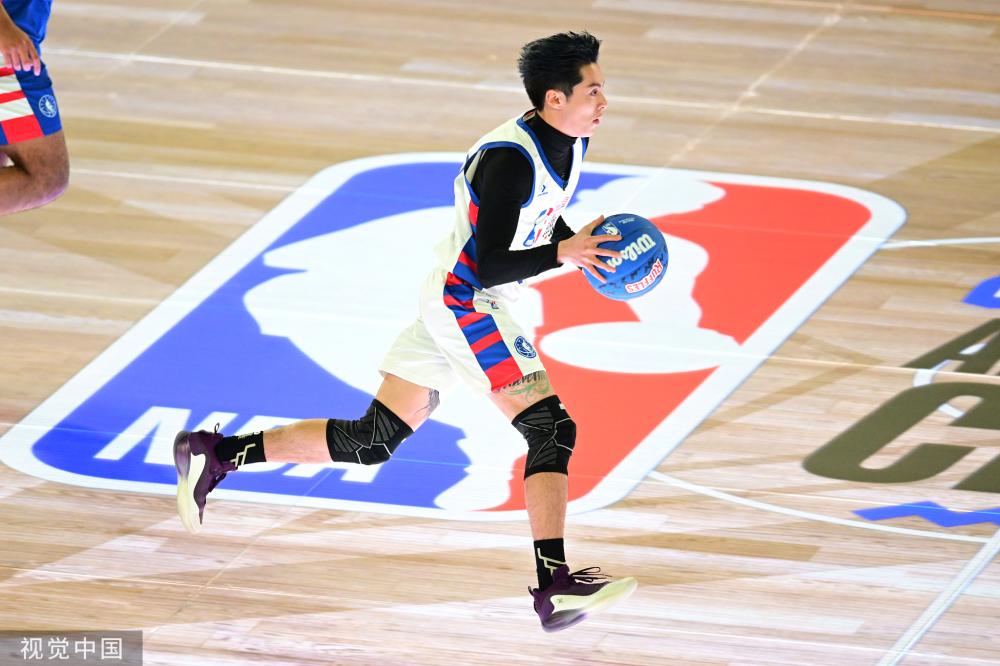 他通过场上 他通过场上