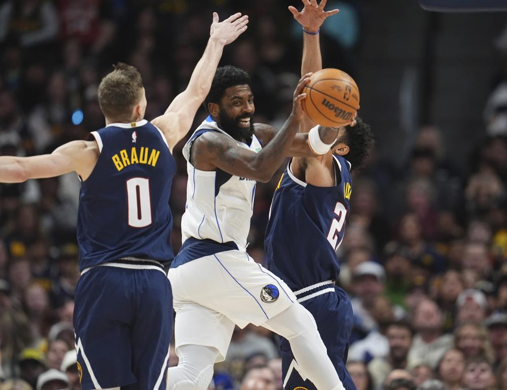 些叱咤球场 些叱咤球场