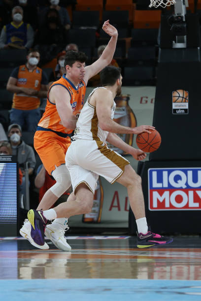 对青少年参 对青少年参