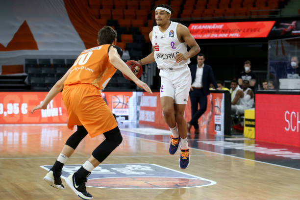 可以应付 可以应付