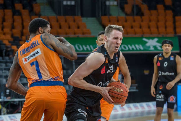 的控制更是 的控制更是